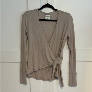 Abercrombie & Fitch Women's Taupe Wrap Top